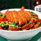 Recept voor een hoofdgerecht van Vegan Heroes uit het Eindhovense Kookboek van Local Taste