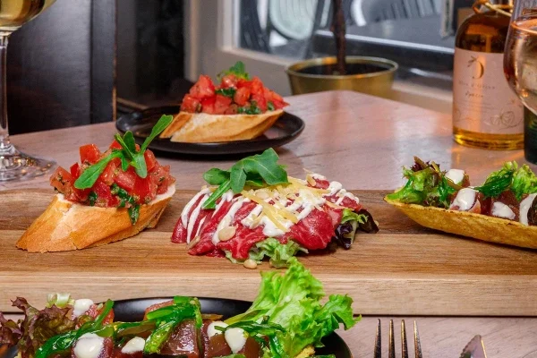 Deelnemer - Beleving - Den Bosch (M2DB) - Horeca - Grand Café Carras Proeverij van Grand Café Carras uit de Local Taste Beleving Den Bosch 2025-2026