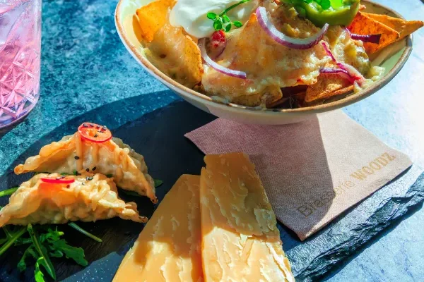 Deelnemer - Beleving - Rotterdam (M1R) - Brasserie Woodz Proeverij van Brasserie Woodz uit de Local Taste Beleving Rotterdam 2026-2027