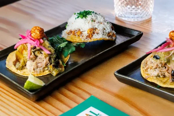 Deelnemer - Beleving - Rotterdam (M1R) - Cocktailbar & Restaurant Botanero Proeverij van Cocktailbar & Restaurant Botanero uit de Local Taste Beleving Rotterdam 2026-2027