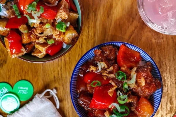 Deelnemer - Beleving - Tilburg (M2T) - XU Noodle Bar Proeverij van XU Noodle Bar uit de Local Taste Beleving Tilburg 2025-2026