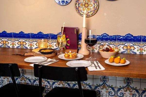 Deelnemer - Beleving - Utrecht (M1U) - Restaurant Sevilla Proeverij van Restaurant Sevilla uit de Local Taste Beleving Utrecht 2026/2027
