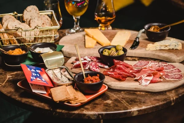 Deelnemer - Beleving - Utrecht (M1U) - SUMVENTURE Proeverij van SUMVENTURE uit de Local Taste Beleving Utrecht 2026/2027