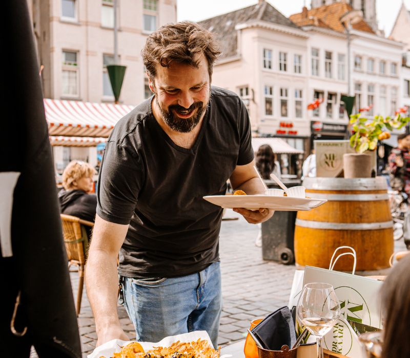 Rondje langs deelnemers op de Grote Markt en Havermarkt uit de Local Taste Beleving Breda 2026/2027