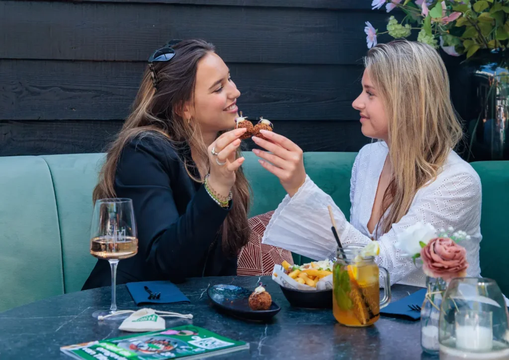 Sfeerbeeld van de Local Taste Beleving Tilburg 2026-2027